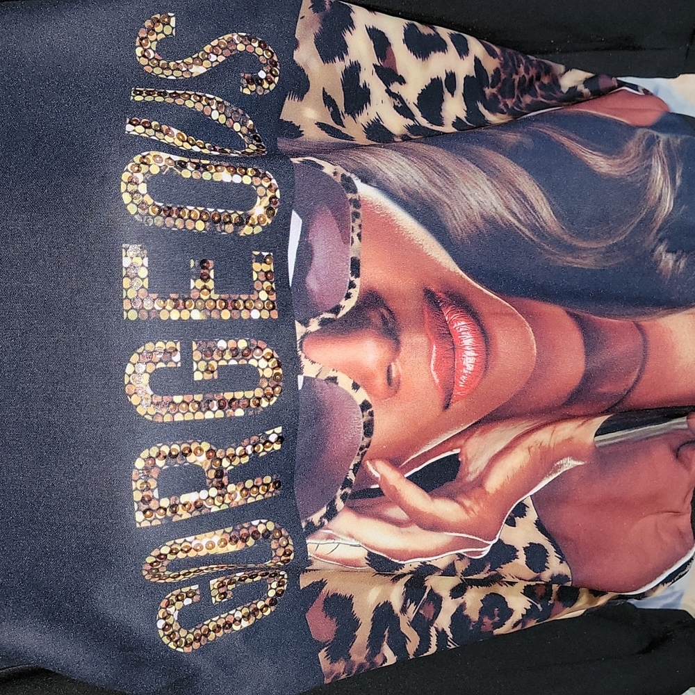 FASHION TOP - Picture 2 of 3
